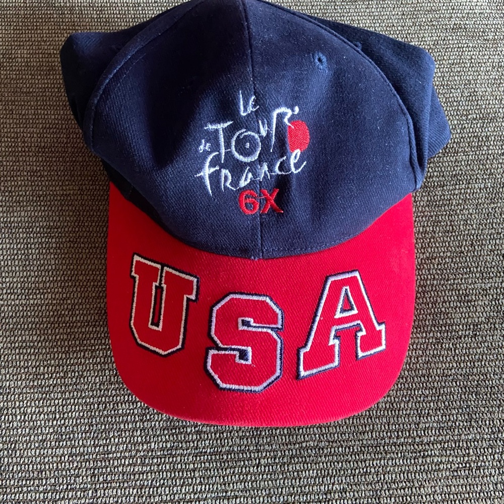 Rare Lance Armstrong 6X Tour de France Baseball Style Cap